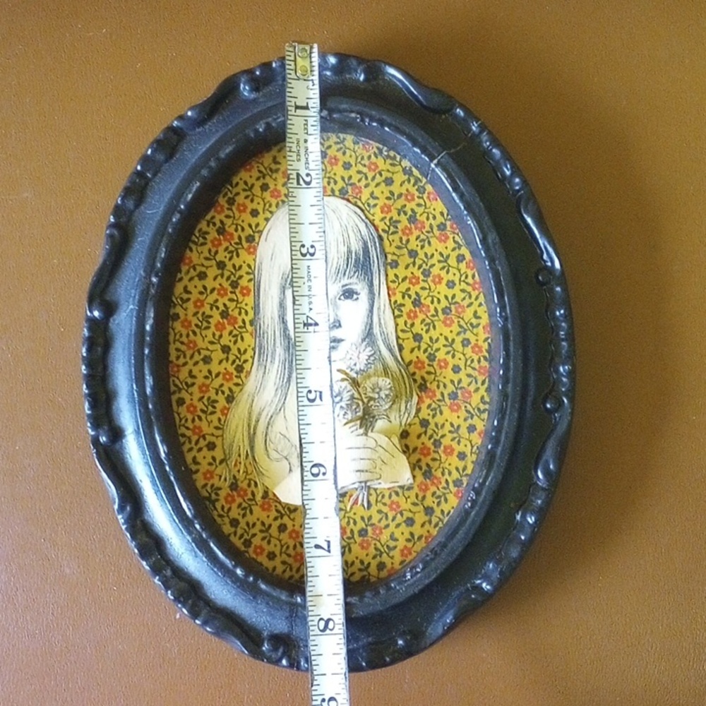 Vintage 3D Framed Art Decor of Girl & Flowers in Ornate Black Oval Frame - Picture 4 of 7